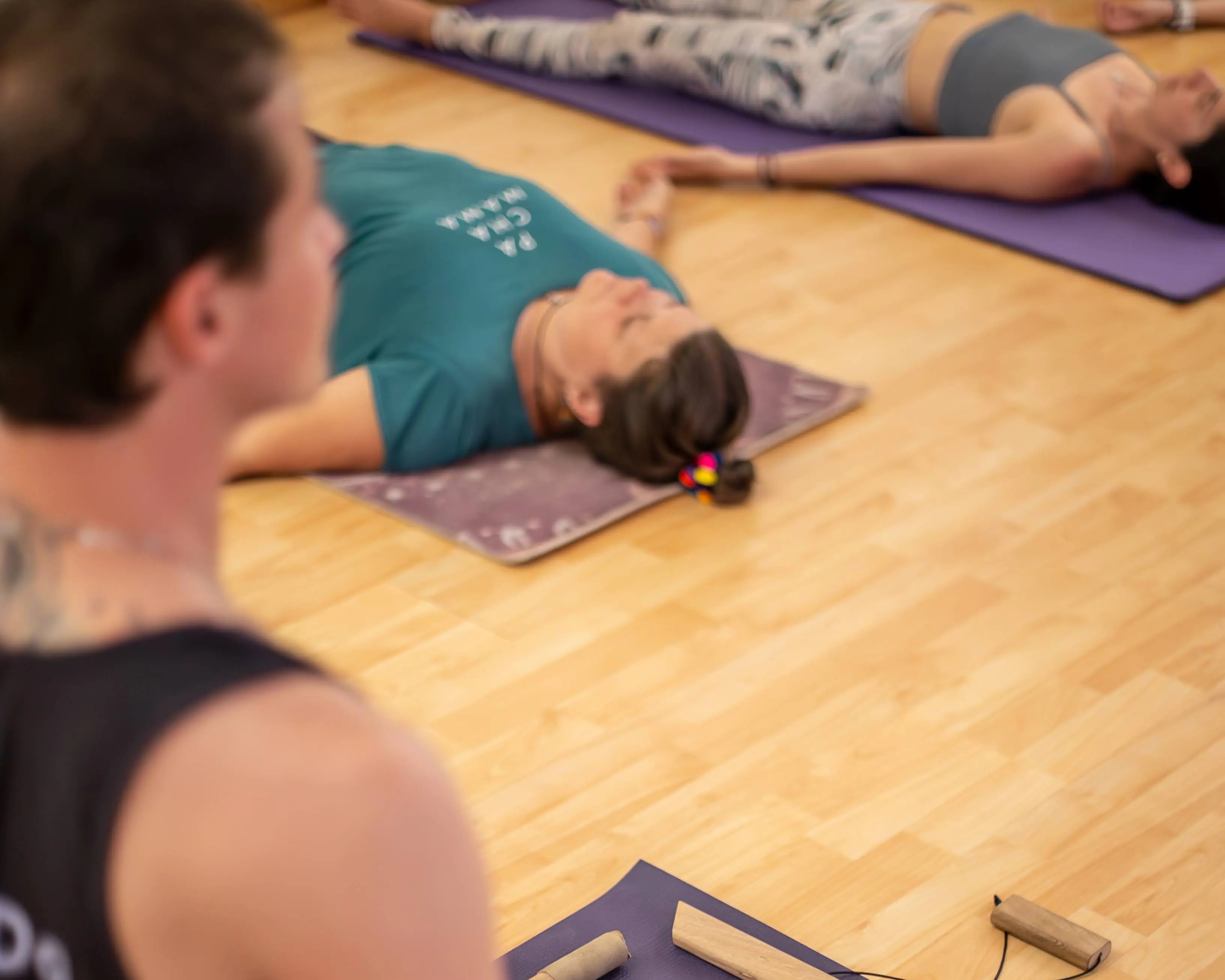 Yoga para niños y adultos mayores